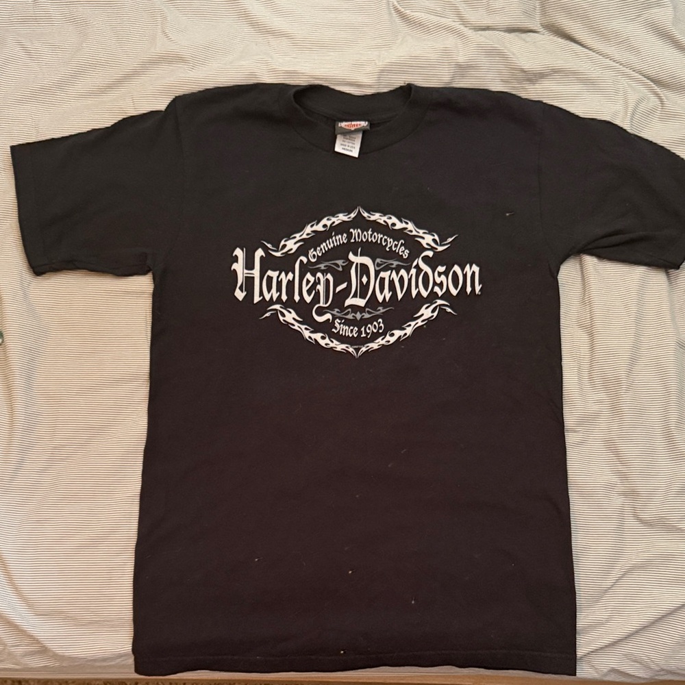 Harley-Davidson shirt size medium from 2007.